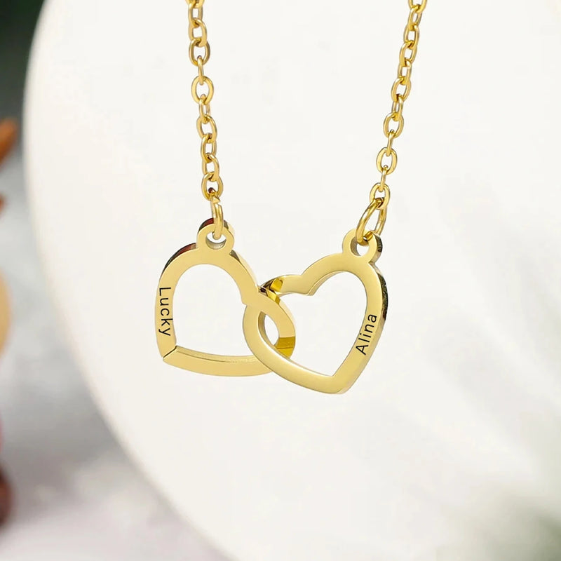 EternalLove — Necklace with Rotating Rose Box